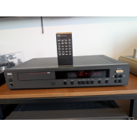 NAD Monitor Series CD 5000 i kanonskick!
