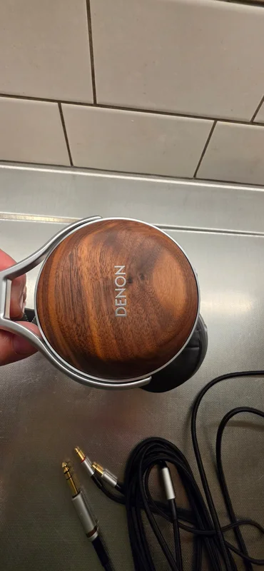 Denon AH-D7200 &ndash; Referensh&ouml;rlurar i valn&ouml;t (Nyskick) - Image 5 of 9