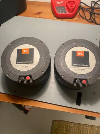 JBL 2482J