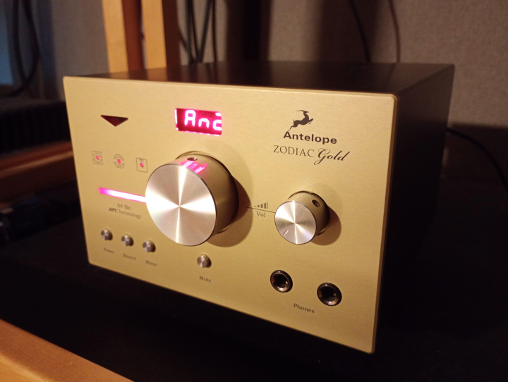Antelope Zodiac Gold