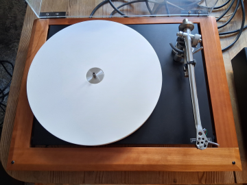 Rega P9 +Rega P9 PSU  