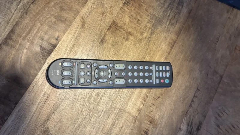 NAD T743 5.1 hembio receiver - Bild 2 av 2