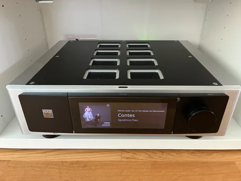 NAD M33