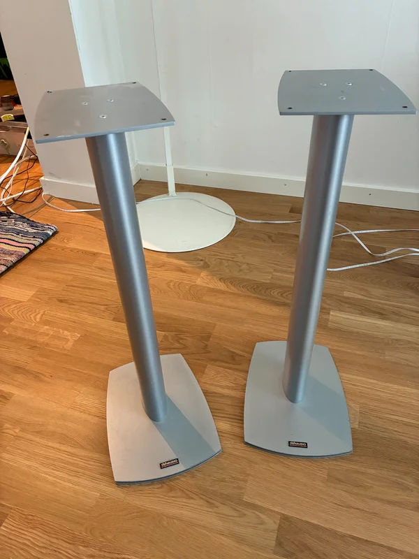 Dynaudio Stand 1 Dynaudio Stand 1 - Bild 1 av 1