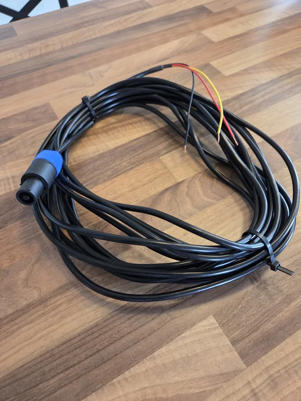 Rel subwooferkabel H&ouml;gniv&aring; Original 10m - Bild 1 av 3