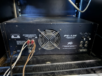 Lab.gruppen + Peavey steg