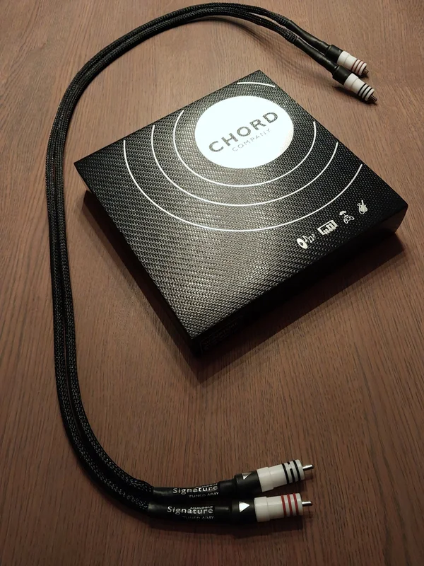 Chord Signature Tuned Aray RCA 1 meter - Bild 4 av 4
