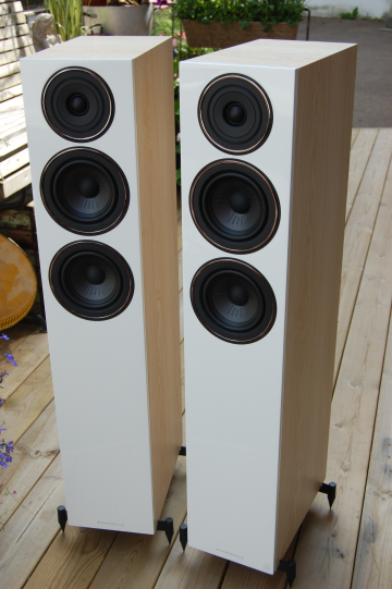 Wharfedale Diamond 12.3