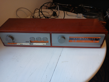 Quad power amp + fm3 tuner + pre amp säljes