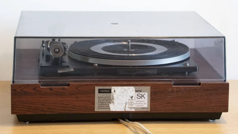 Dual 1216 - Helautomatisk skivspelare med 33 45 & 78 hastigheter - Bild 4 av 5