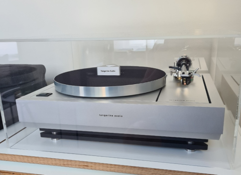 Linn LP 12 Tangerine Audio Stiletto Ref player demo 
