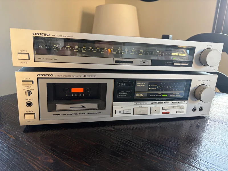 Kassettd&auml;ck - Tuner - Onkyo - Bild 1 av 6