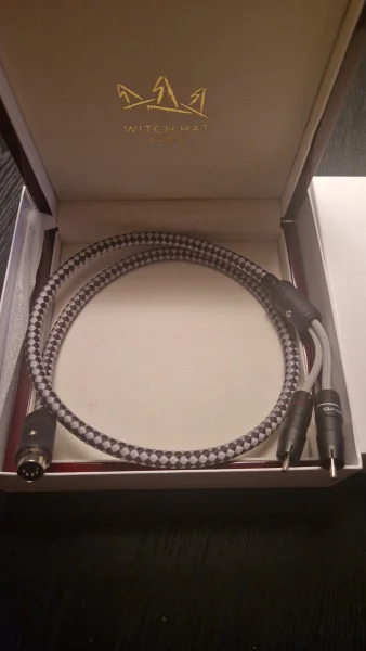 Witch Hat Morgana Interconnect 5pin-RCA - Bild 2 av 2