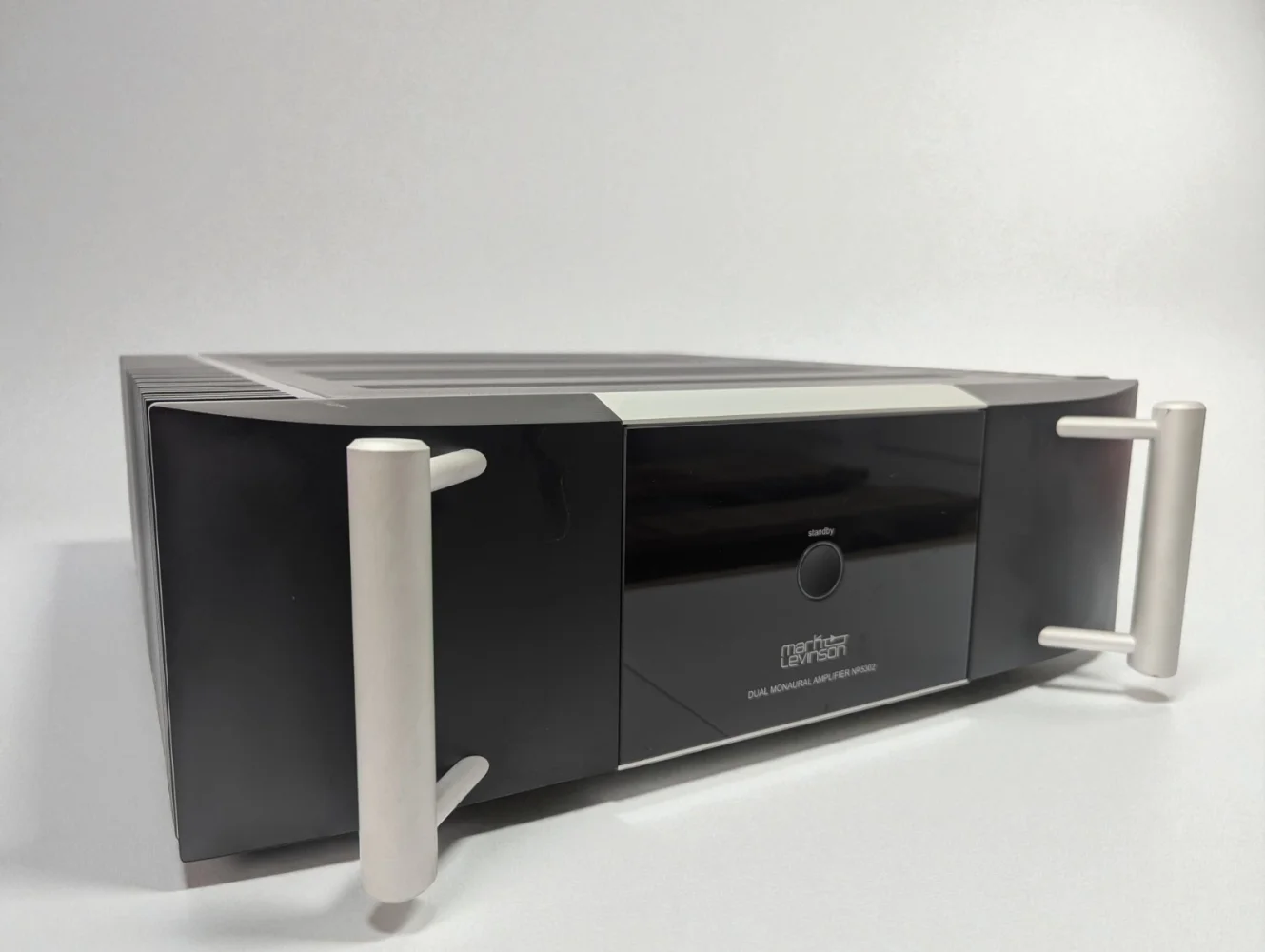 Mark Levinson No. 5302 Mark Levinson No. 5302 - Bild 4 av 4