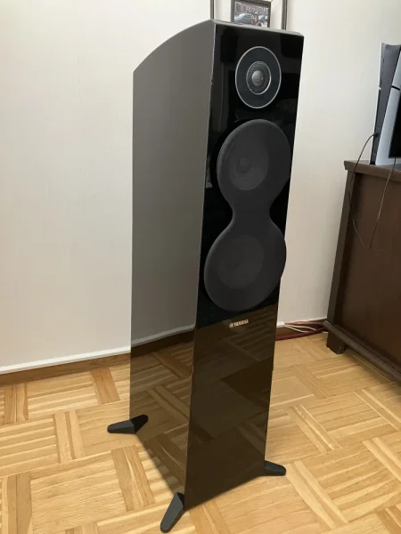 Yamaha NS-F700 - Bild 3 av 3