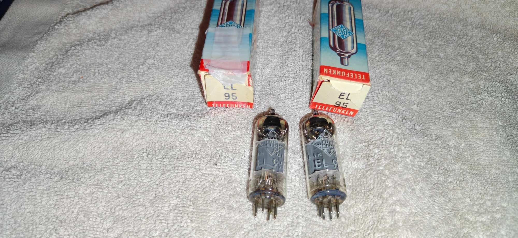Telefunken EL 95 (NOS) matchat par!