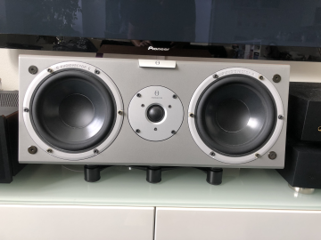 Audiovector AV3Ci Super Centerhögtalare i toppskick!