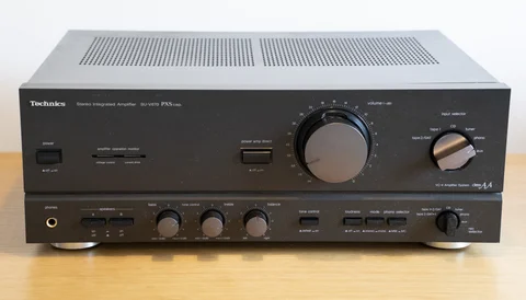 Technics SU-V670 Stereo Integrated Amplifier (1990-91)