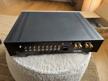Plinius 2100i