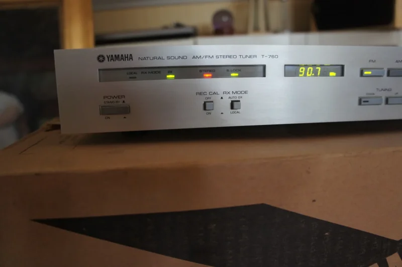 Yamaha T-760 tuner i toppskick - Bild 2 av 5