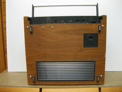 Revox A77 Dolby 4 spår stereo 3 3/4'' 7 ... Revox A77 Dolby 4 spår stereo 3 3/4'' 7 ...