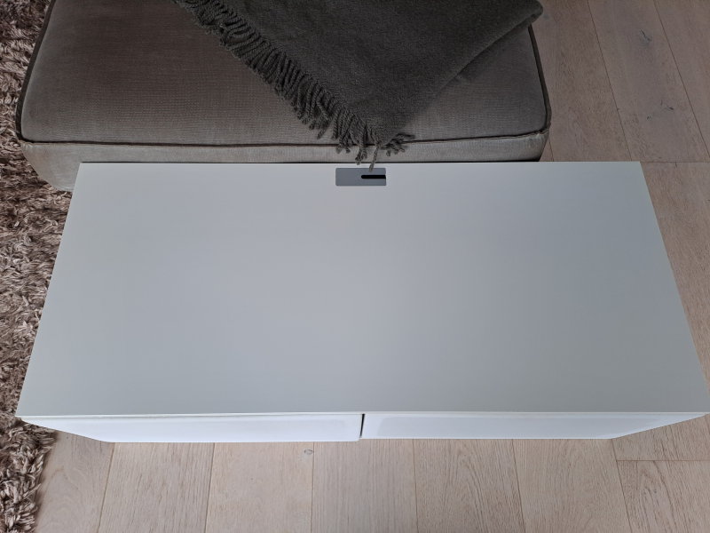 Tvbänk - Bild 4 av 4