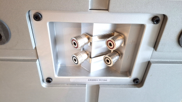 Audiovector K-X high-end vägghögtalare