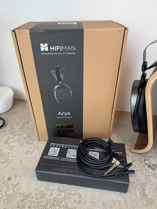 Hifiman Arya Stealth – Nyskick, komplett i originalkartong med kvitto. Hifiman Arya Stealth – Nyskick, komplett i originalkartong med kvitto. - Bild 2 av 8