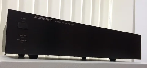 VECTOR RESEARCH VA-1450 (slutsteg / power amp) Made In USA