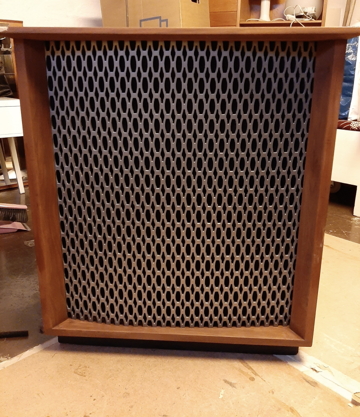 Altec Lansing Valencia 1 pair. 