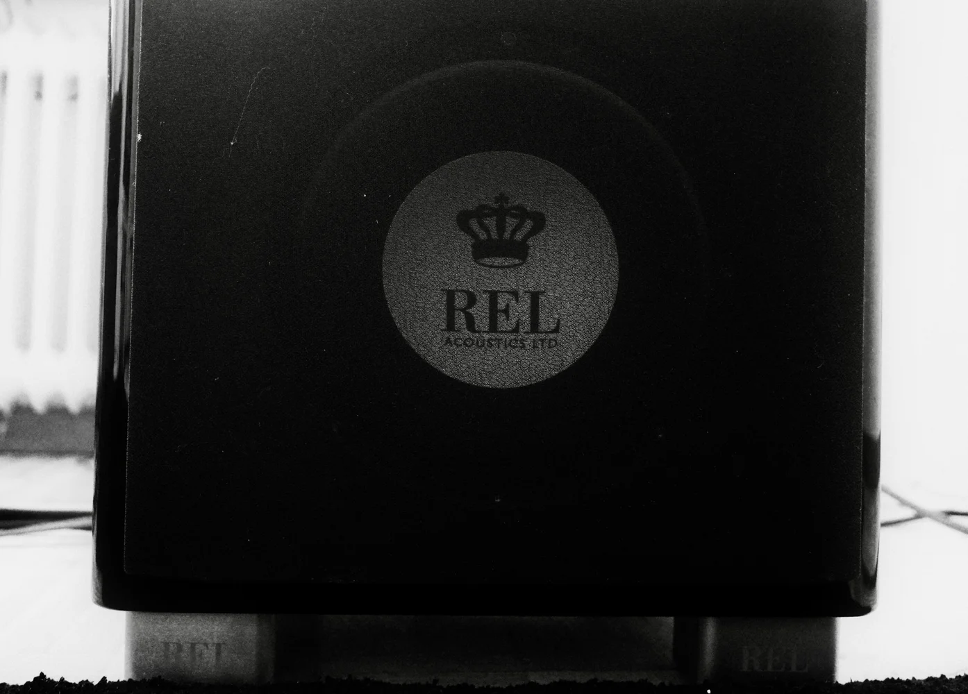REL T/7x subwoofer