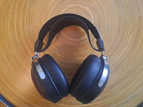FiiO FT1 med ett "Capra strap"