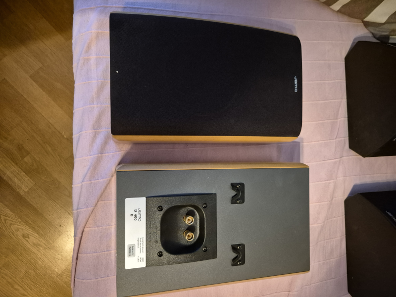 B&W LM1, Jamo D400, Jamo D8SUR, DLS Flatsub midi  - Bild 3 av 7