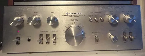 Kenwood KA-7300 &ndash; Klassisk Dual-Mono Integrerad F&ouml;rst&auml;rkare (2x65W RMS)
