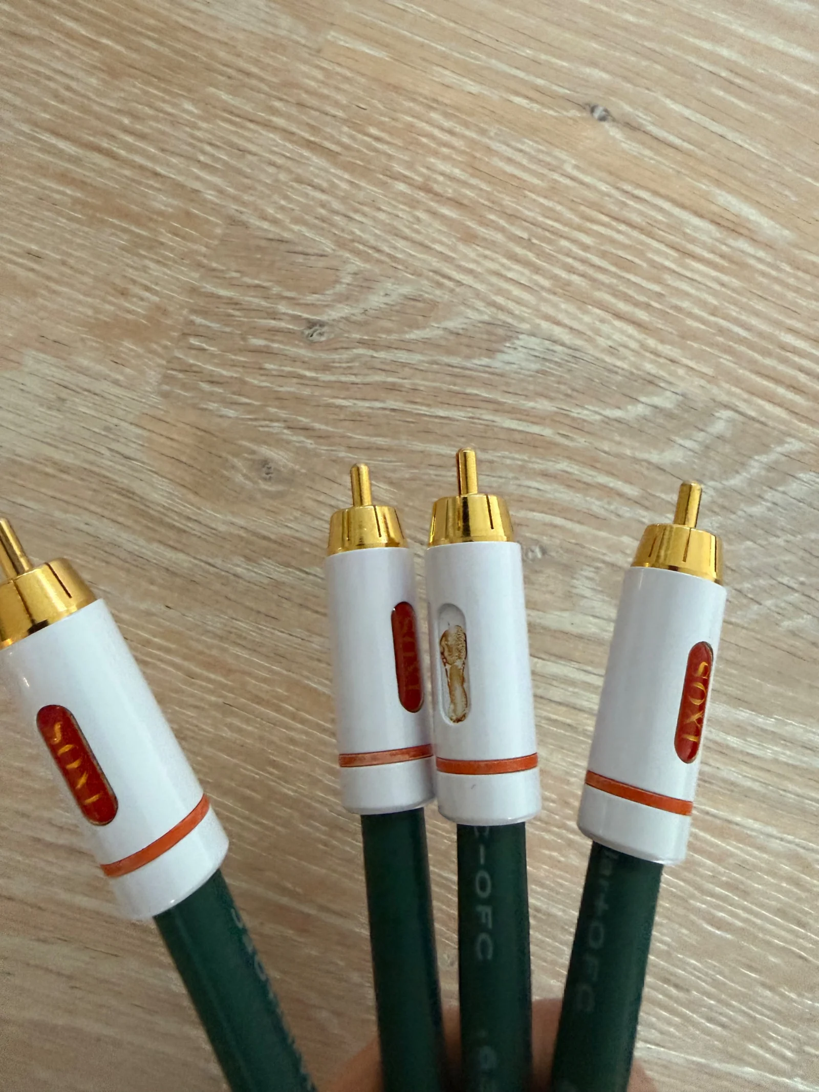 IXOS Special – RCA stereokabel 2 m – nypris 700 kr IXOS Special – RCA stereokabel 2 m – nypris 700 kr - Bild 4 av 6