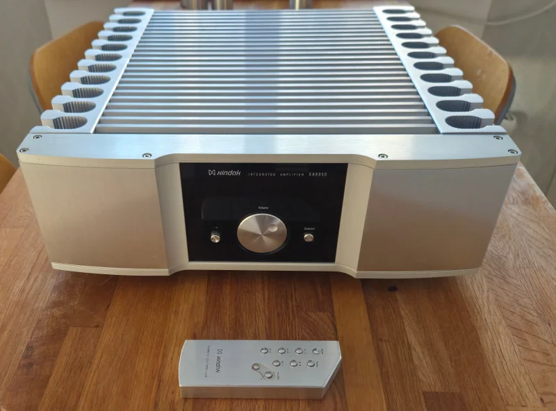 Integrerad förstärkare Xindak XA6950 - tung klass A Integrerad förstärkare Xindak XA6950 - tung klass A - Bild 1 av 5