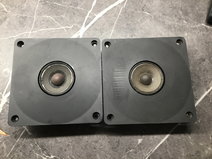JBL LE26 diskanter