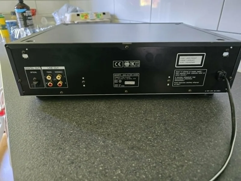 Sony CDP-XA2ES (ES-serien) Sony CDP-XA2ES (ES-serien) - Bild 6 av 10