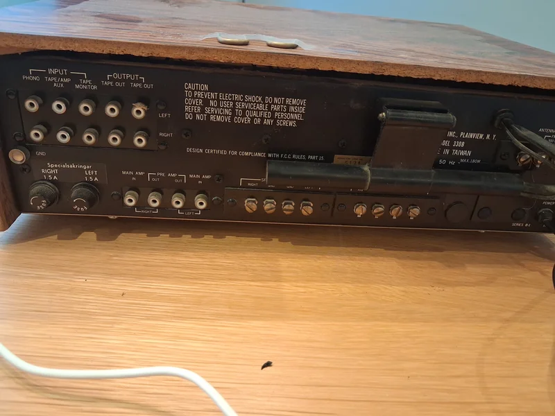 Harman Kardon 330 - Bild 2 av 2