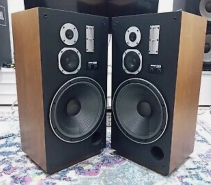 PIONEER HPM 1100