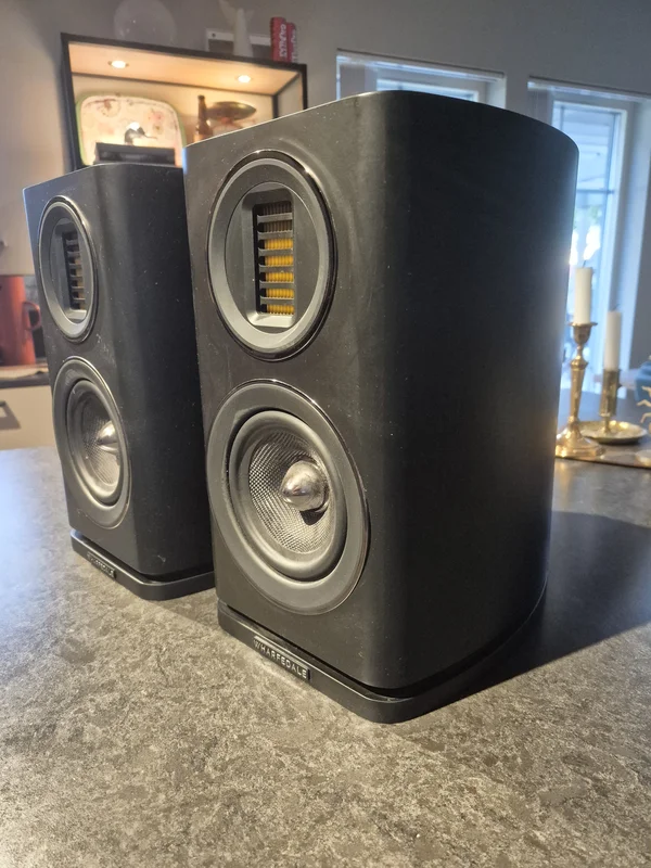 Wharfedale Evo 4.1 svart  - Bild 2 av 3