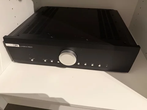 Musical Fidelity M6i