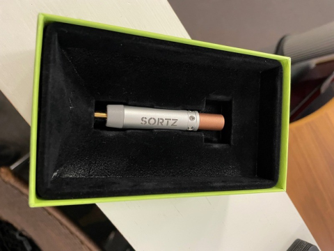 Ansuz Sortz Regular RCA