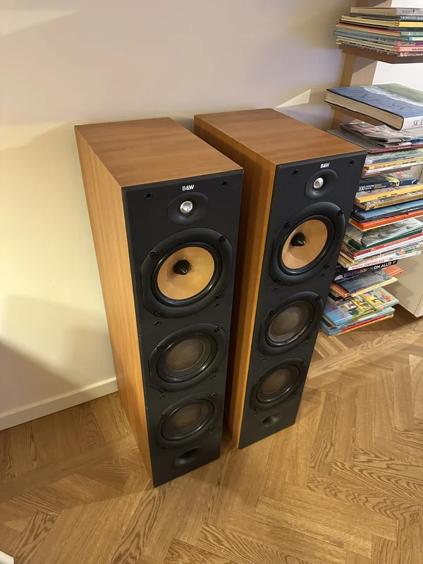 B&W DM 604 s2 - Stabila golvh&ouml;gtalare - Bild 3 av 6