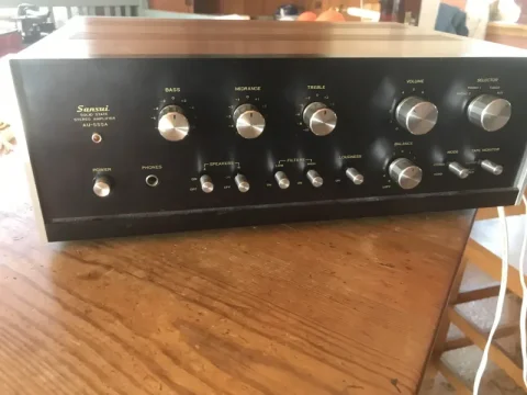 Sansui AU555a