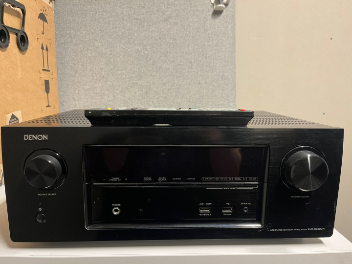 Denon AVR-X2300W AV-receiver med 7.2-kanaler och HDMI 4K-stöd