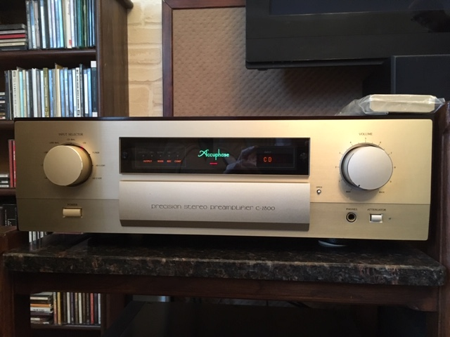 Accuphase C-2800