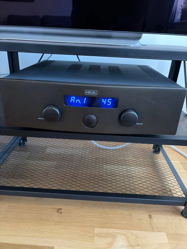 Hegel h300 - Bild 1 av 1