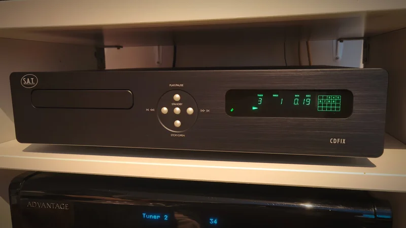 S.A.T CDFIX cd-spelare (Bladelius) - Bild 1 av 2