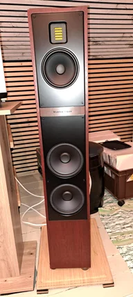 Martin Logan Motion 40i